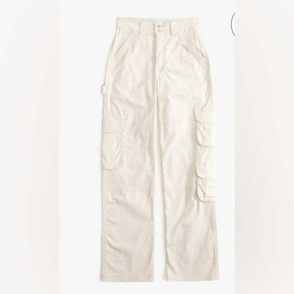 Abercrombie Relaxed fit Cream Cargo Pants